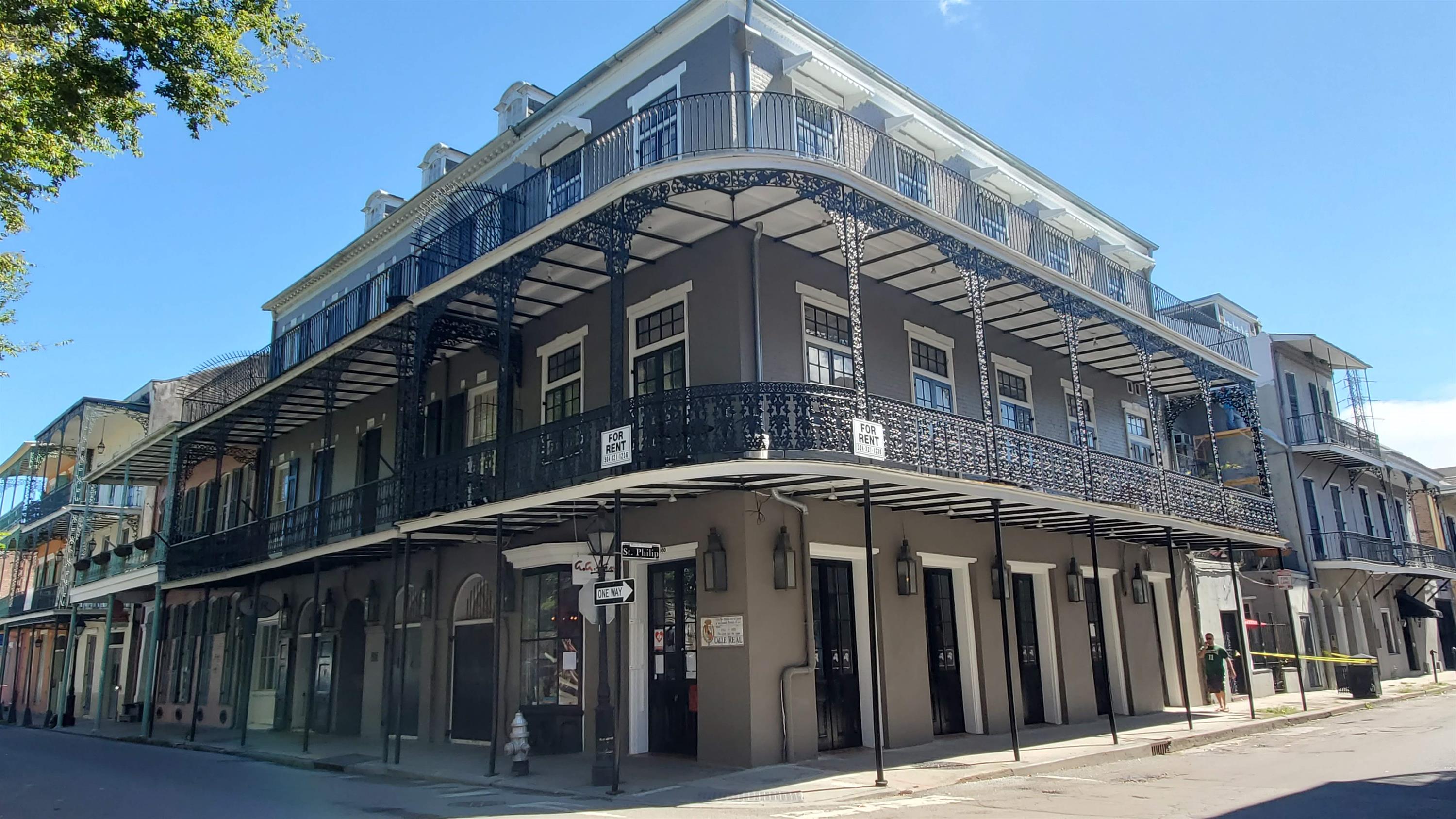 1000 Royal Street - 3